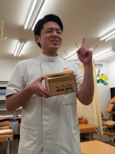 平川とぅす
